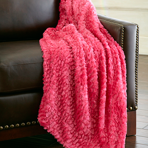 GO TO HOT PINK LUXURY THROW